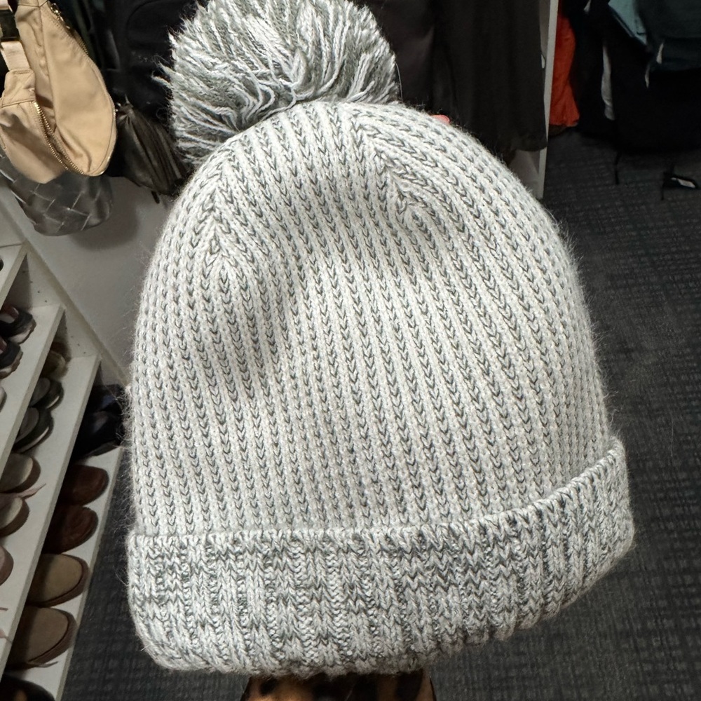 Cozy Grey Fleece-Lined Beanie for Women